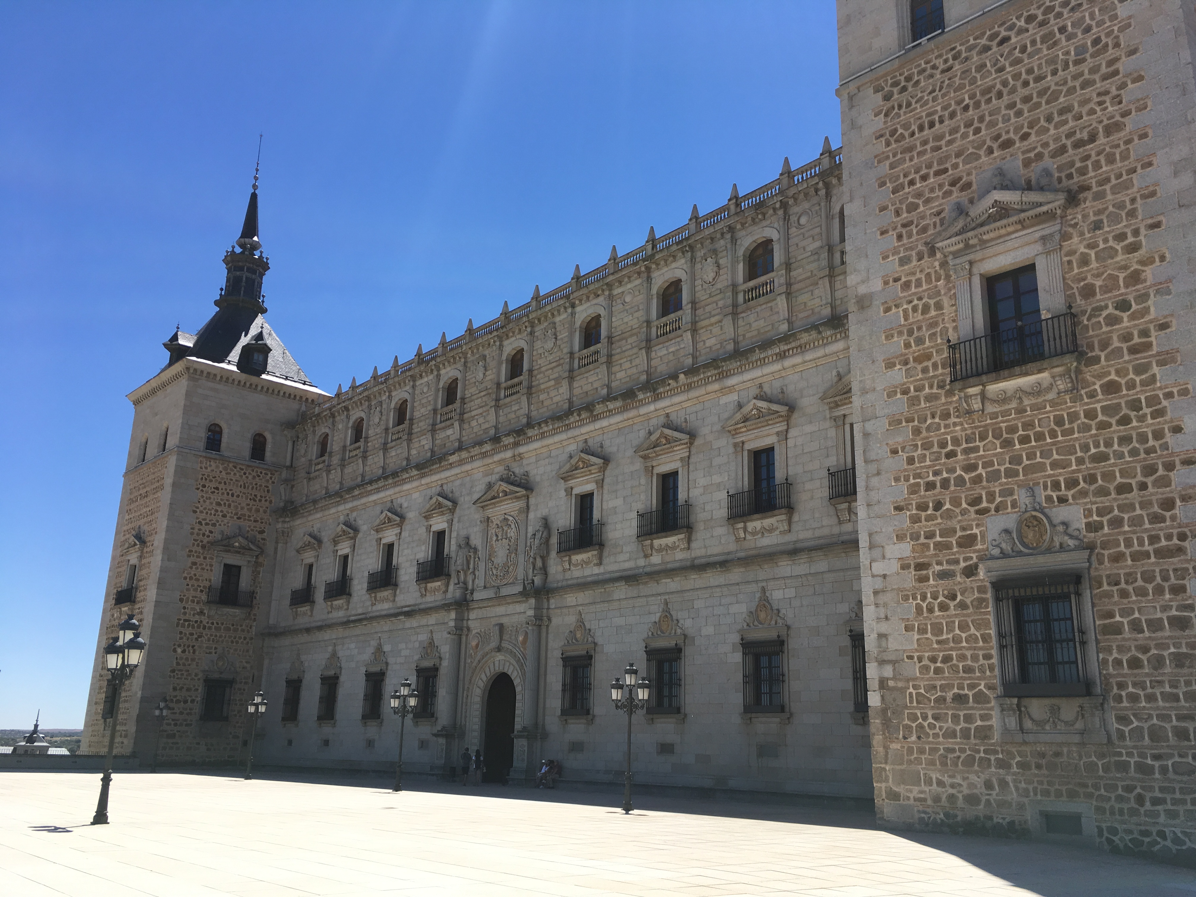 Fachada norte renacentista del Alcázar de Toledo proyectada por Alonso de Covarrubias
